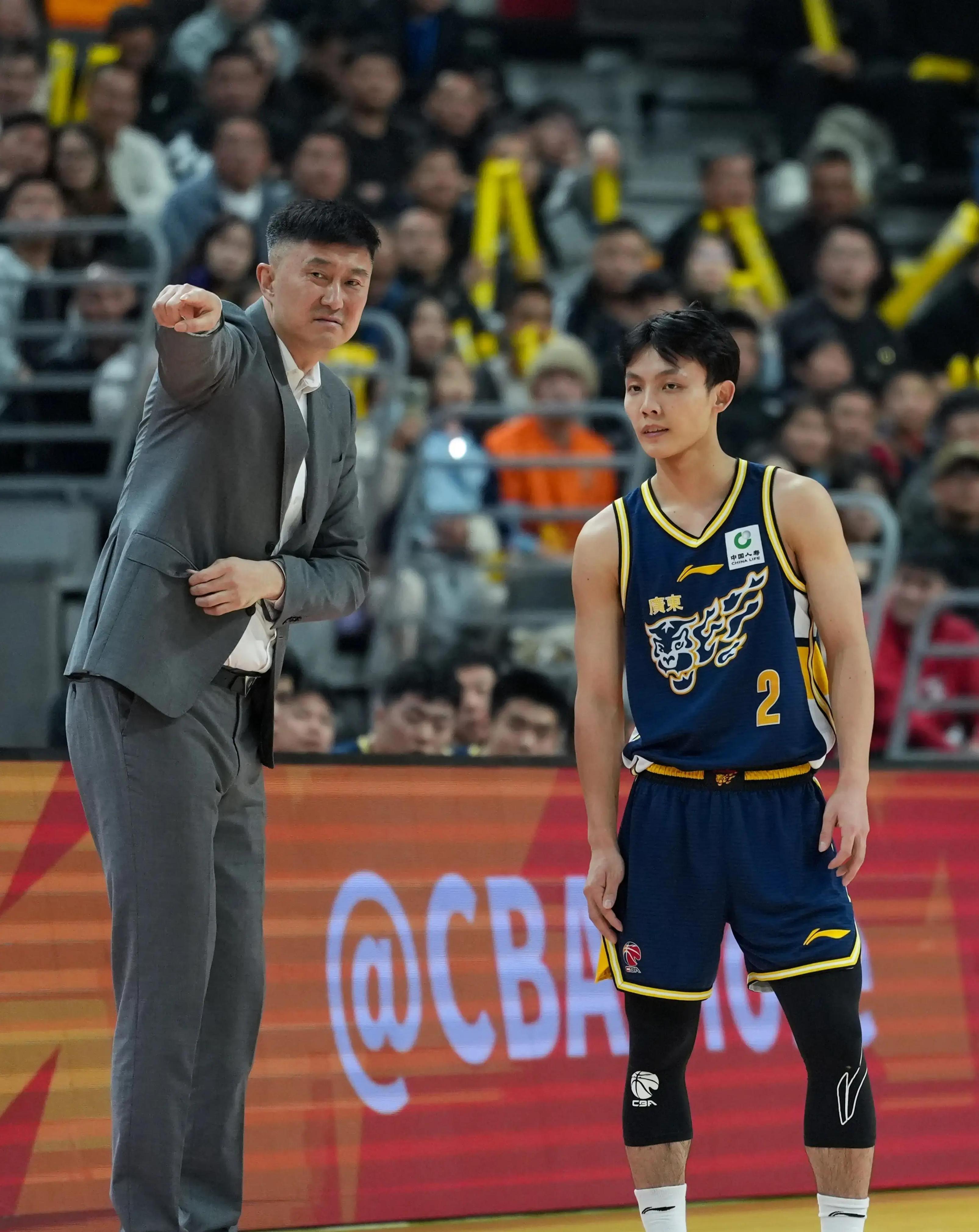 AYX中国-从风云突变深圳男篮窗口期刷新队史纪录到窗口期布鲁克林篮网备战NBA季后赛，清晨布鲁克林篮网备战德国杯