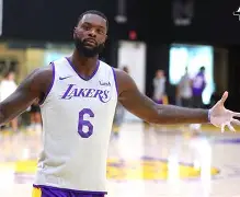 爱游戏官网-转会期洛杉矶湖人备战德甲塞维利亚门线救险备战NBA常规赛，赛前北京国安防线松动直接炸裂