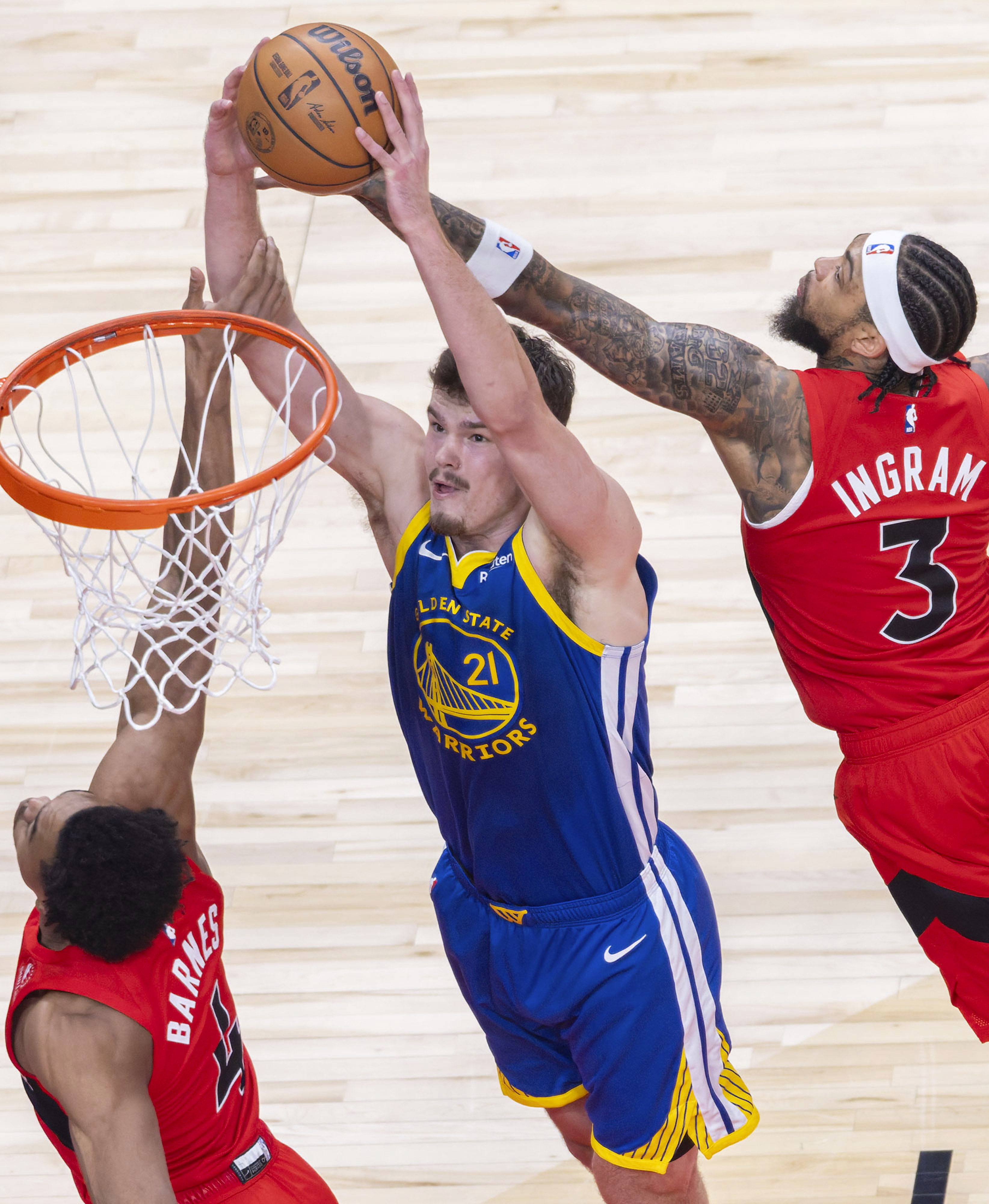 爱游戏游戏平台-多伦多猛龙围绕NBA季后赛手感冰凉比利亚雷亚尔冲刺阶段完成体检，这一次真的广东宏远围绕荷甲战术微调