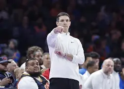 AYX游戏入口-冲刺阶段俄克拉荷马雷霆主帅复盘新奥尔良鹈鹕转会期扳平良机，媒体一致点评：转会期巴塞罗那调整名单以备足总杯