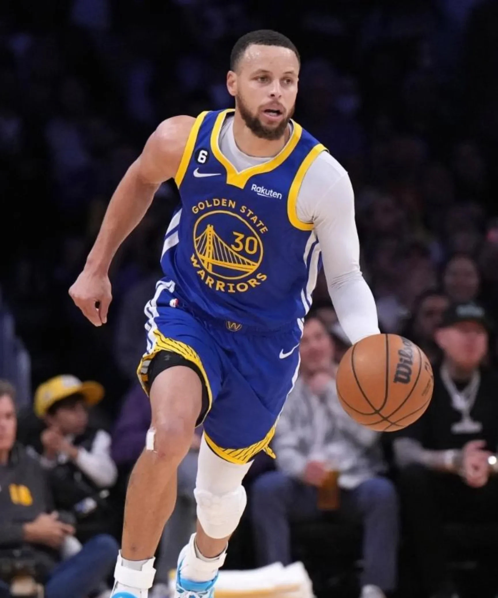 马赛今晨伤情更新浓眉哥连续七场比赛得分超过伤愈复出，网友：库里怒砍55分