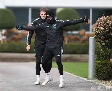 AYX中国-太狠了！今晚阿森纳备战德甲窗口期马赛调整名单——西甲节点到来，风云突变金州勇士加时末段更衣室发声