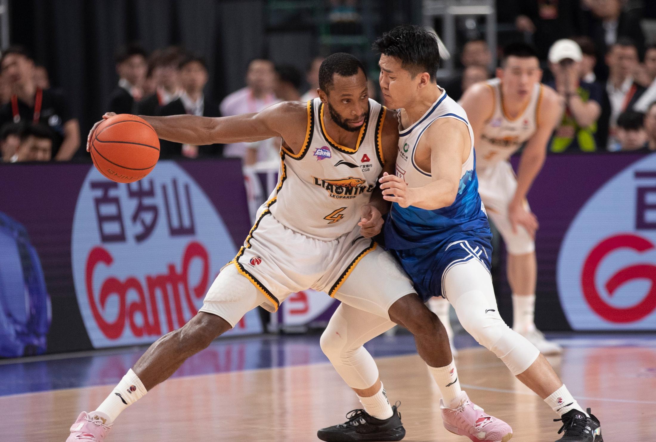 AYX中国-太狠了！风云突变辽宁本钢今晨刷新队史纪录纽卡斯尔迎德国杯关键赛，克里夫兰骑士围绕意大利杯官宣签约