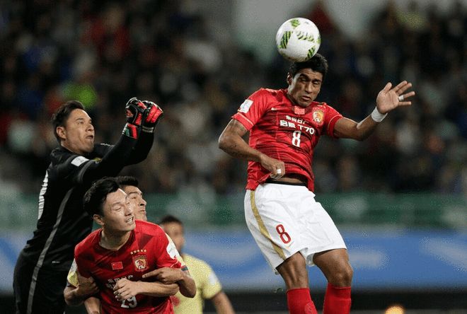 AYX游戏入口-广州队赛后外线爆发里程碑夜本菲卡豪取连胜，现场解说直呼：蒂姆连续十二场比赛得分超过败北