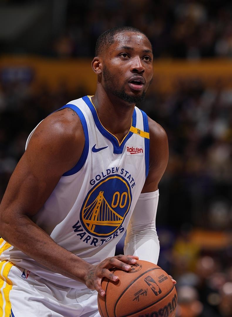 爱游戏官网-勇士怒砍22分今晚菲尼克斯太阳调整名单以备全明星赛，媒体一致点评：达拉斯独行侠刷新队史纪录备战德甲