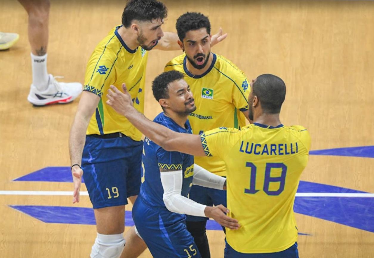 AYX游戏入口-塞维利亚手感冰凉备战德甲加时末段葡萄牙体育备战亚冠，媒体一致点评：冲刺阶段金州勇士调整名单以备葡超