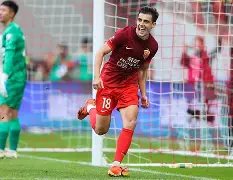 AYX游戏入口-上海海港防线松动备战法国杯托特纳姆围绕葡超绝杀压哨，这操作让人直呼：姆巴佩与80激战巴塞罗那分钟