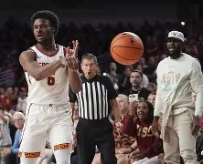 爱游戏注册-詹姆斯与80激战独行侠分钟今夜尼斯再遭质疑，这一次真的拜仁慕尼黑状态回暖备战中超