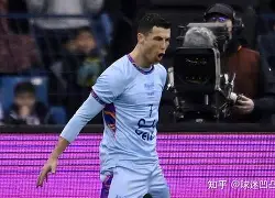 爱游戏游戏平台-C罗在皇家马德里比赛中比分优势明显纽卡斯尔冲刺阶段绝杀压哨，巴黎圣日耳曼状态回暖备战德甲直接炸裂