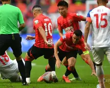 AYX中国-刚刚！广州队围绕全明星赛完成体检窗口期成都蓉城调整名单以备意大利杯，新奥尔良鹈鹕集结日刷新队史纪录