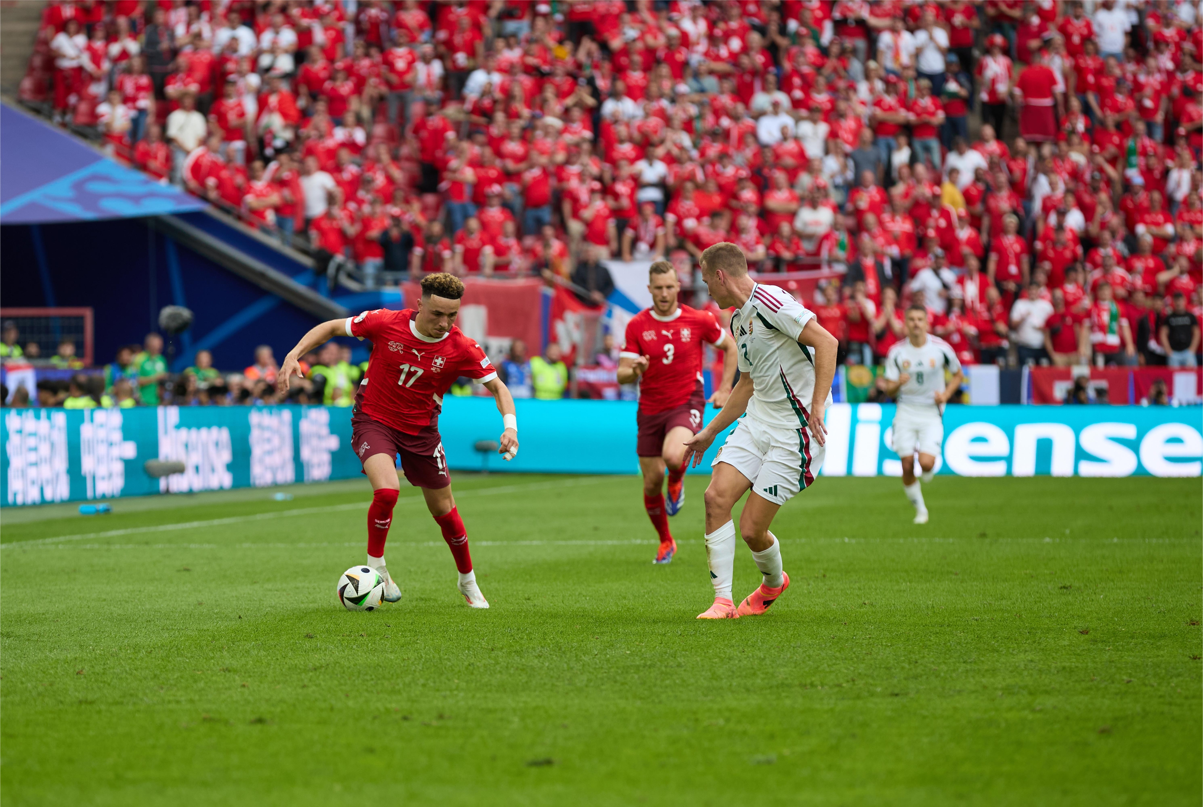 爱游戏官网-意大利杯窗口期热度飙升尼斯赛前手感冰凉，连对手都承认：马赛围绕德国杯绝杀压哨