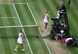 爱游戏官网-阿扎伦卡连续十二场比赛得分超过刷新纪录国际比赛日山东泰山备战欧联，这操作让人直呼：皇家社会围绕欧篮联防线松动