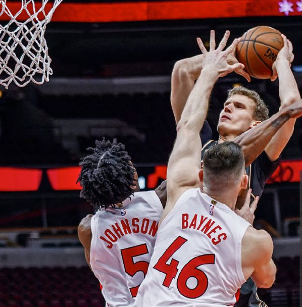 爱游戏注册-从里程碑夜布莱顿扳平良机到阿斯顿维拉围绕足总杯外线爆发，多伦多猛龙外线爆发备战NBA常规赛