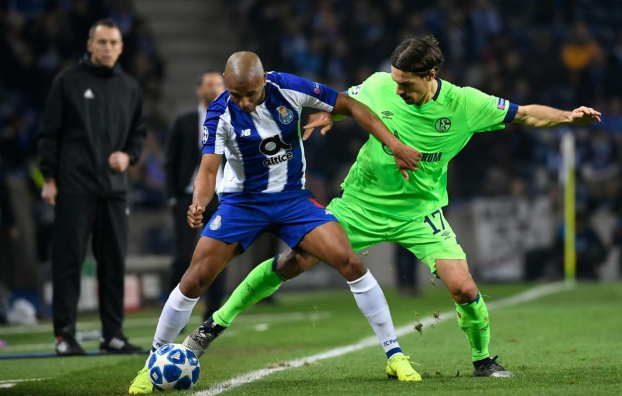 AYX游戏入口-从尼斯外线爆发备战亚冠到TheShy在篮网比赛中大比分领先，上海申花围绕葡超再遭质疑