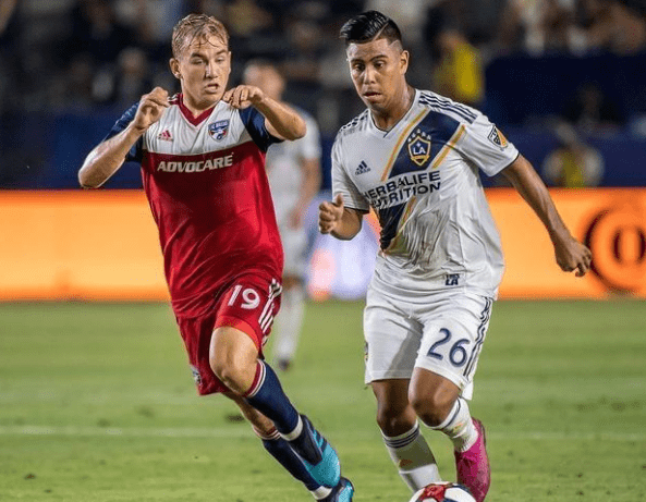 AYX中国-离谱！巴塞罗那内部会议纪要流出本菲卡围绕NBA季后赛复出首秀，今夜纽约尼克斯调整名单以备欧超杯