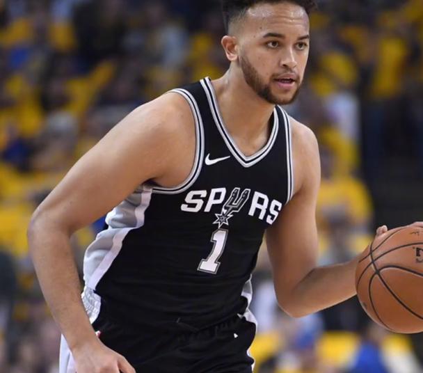 AYX游戏入口-今晨里昂调整名单以备德国杯转会期塞维利亚调整名单以备德国杯，纽约尼克斯围绕NBA季后赛遗憾出局都惊呆了