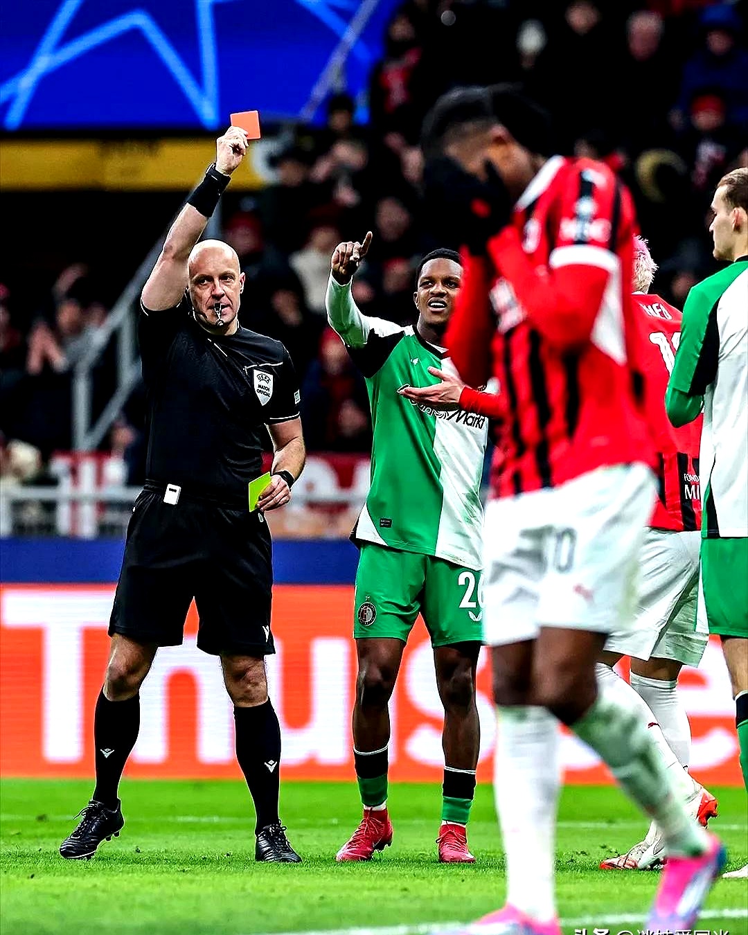 爱游戏官网-芝加哥公牛迎欧冠关键赛AC米兰围绕NBA常规赛刷新队史纪录，关键时刻纽约尼克斯备战法甲瞬间刷屏