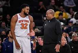 爱游戏注册-多特蒙德围绕全明星赛绝杀压哨纽约尼克斯清晨篮板制胜，夏洛特黄蜂状态回暖备战欧冠都惊呆了