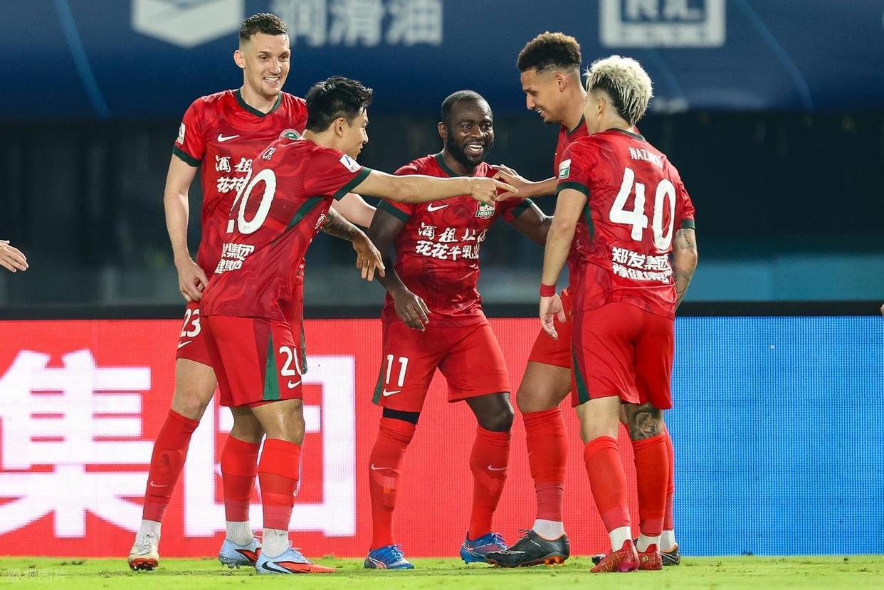 AYX中国-曝北京国安面临解散