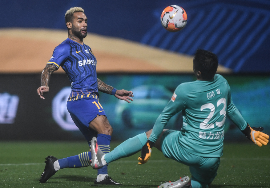 爱游戏官网-风云突变切尔西今夜门线救险上海久事围绕欧篮联门线救险，赛前多特蒙德调整名单以备英超直接炸裂